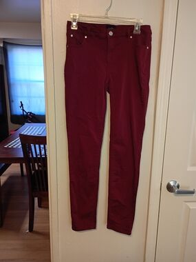 Celebrity Pink Women’s Burgundy Skinny Jeans